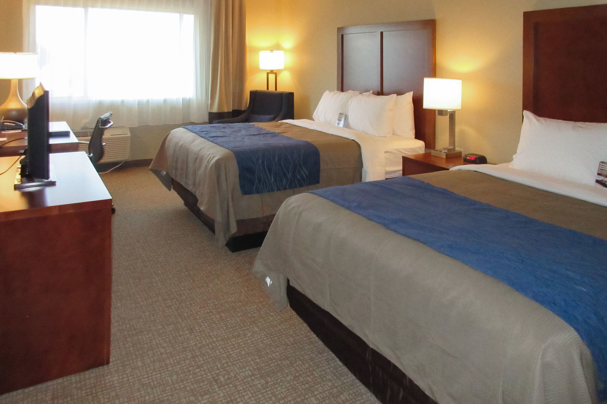 Comfort Inn & Suites Rocklin - Roseville Room photo